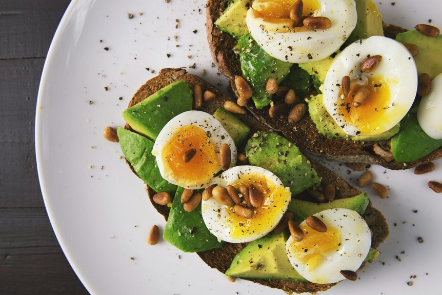 Does Dr. Gundry Recommend Eggs? His Position on Eggs in a Lectin-Free Diet